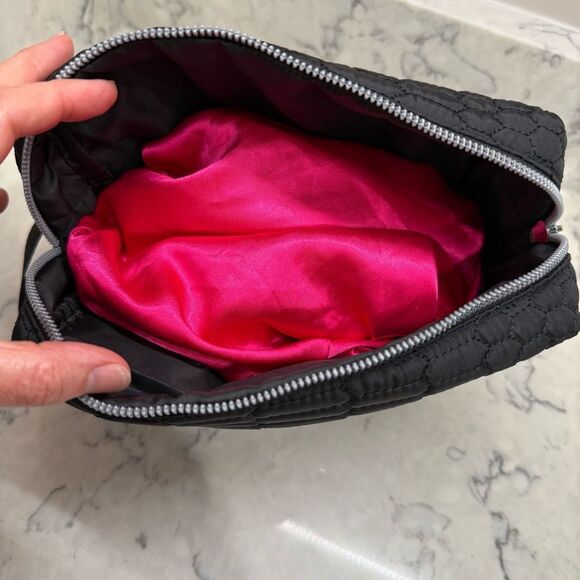 Aimee Kestenberg Black Quilted zip Bag - Picture 6 of 7